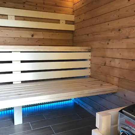 House Διαμέρισμα *