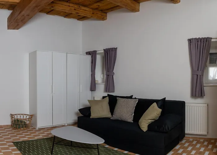 House דירה Pécsely